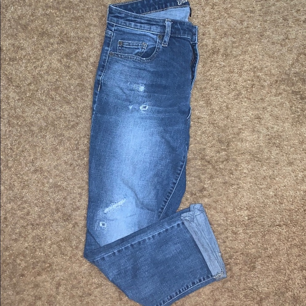 Universal Thread Capri